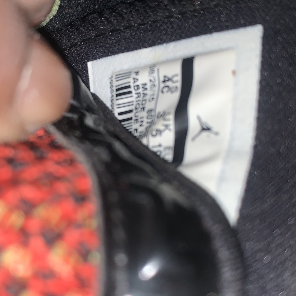Air Jordan Spike Red blackToddler Size 4c - Picture 3 of 3